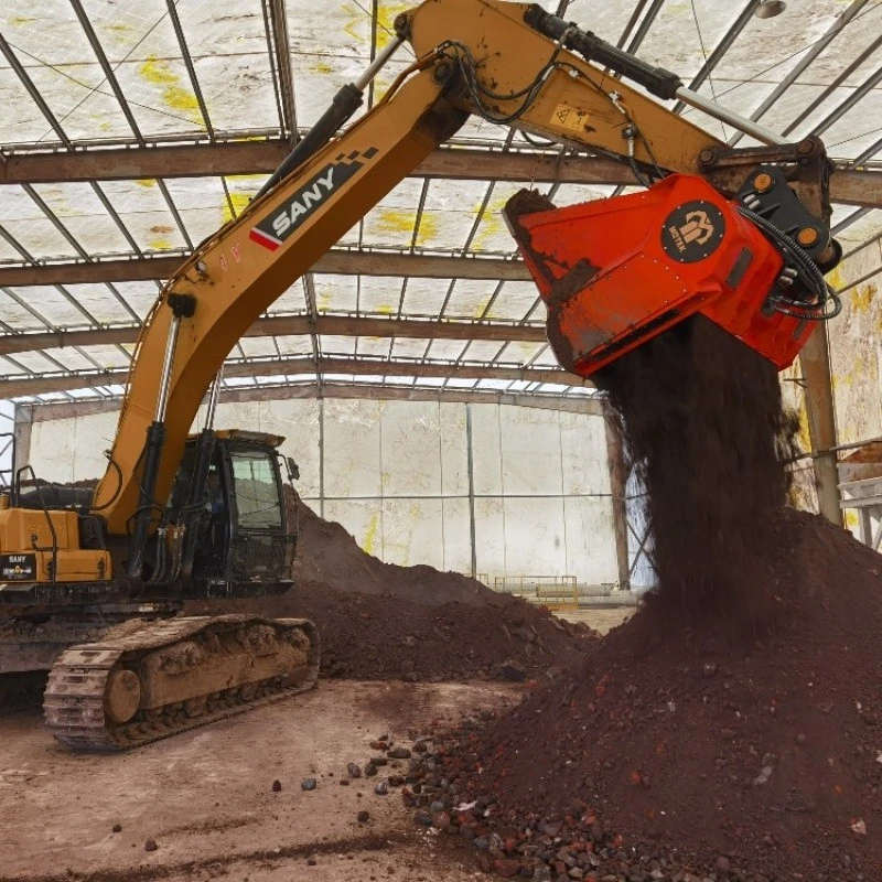 screening bucket (71)